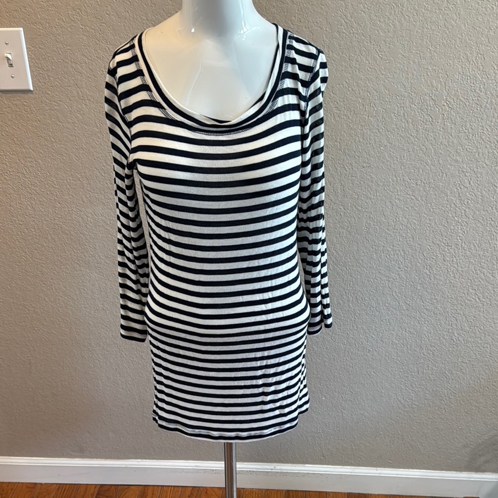 Cabi Striped Black and White Women's Top size‎ medium